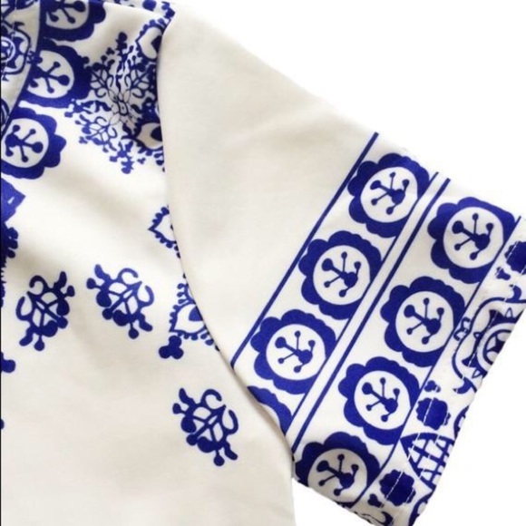 Urban Outfitters 2 Piece Set - Picture 3 of 4